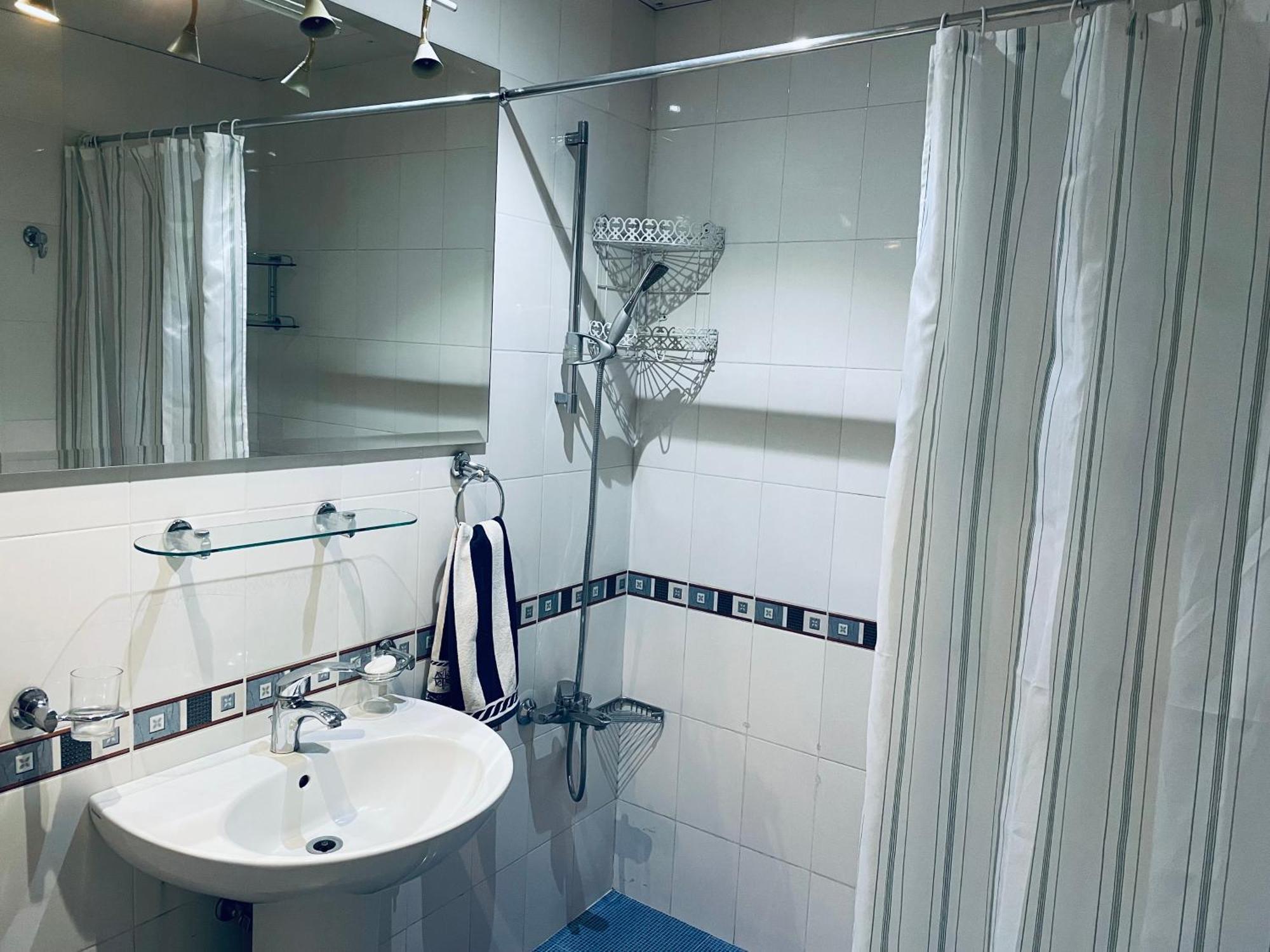 Bright And Modern 4Br Apartment - Center Of Jerevan Eksteriør bilde
