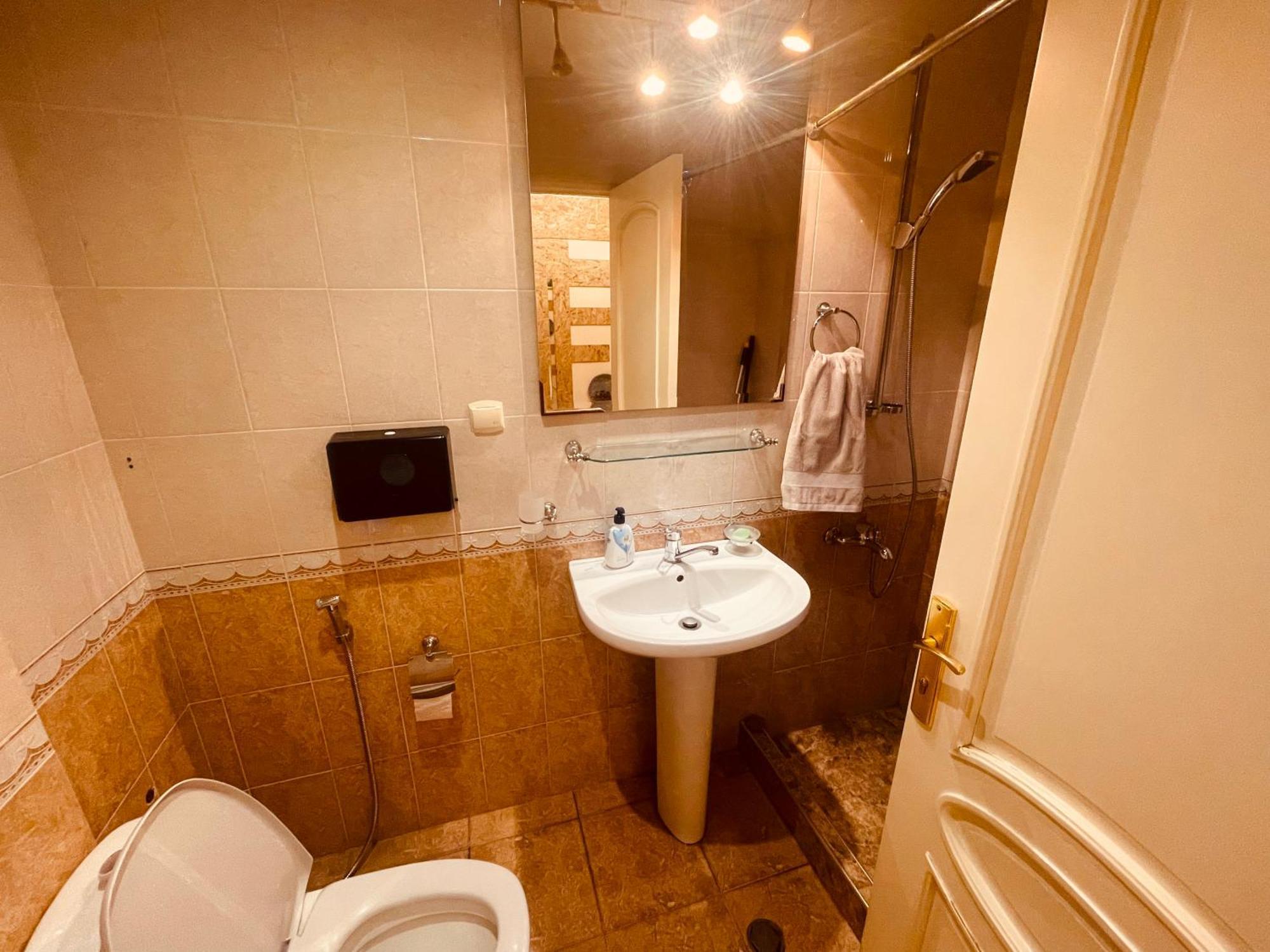 Bright And Modern 4Br Apartment - Center Of Jerevan Eksteriør bilde