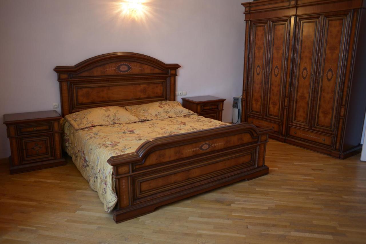 Bright And Modern 4Br Apartment - Center Of Jerevan Eksteriør bilde