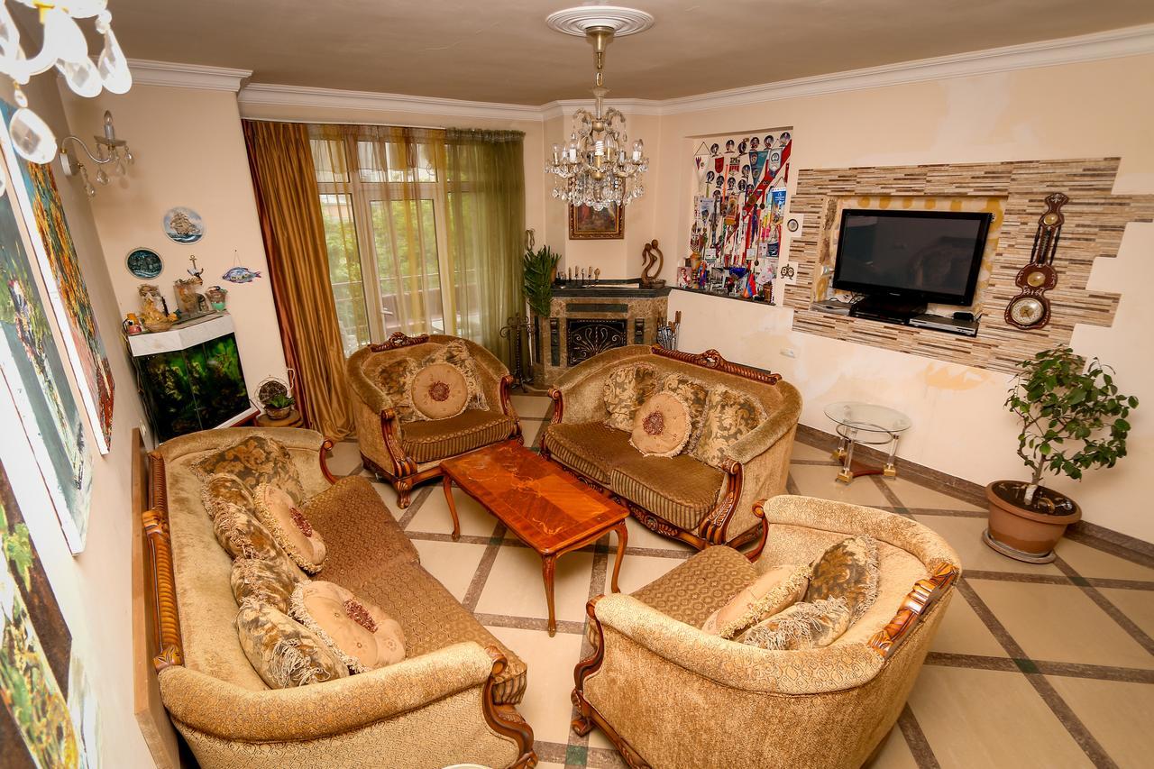 Bright And Modern 4Br Apartment - Center Of Jerevan Eksteriør bilde